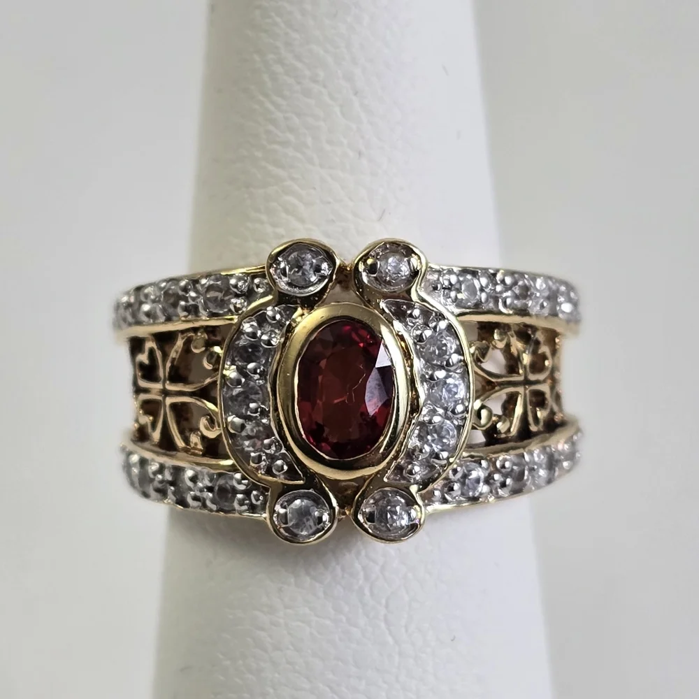 Watch Video / Sterling Silver 925 Gold Ring